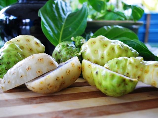 Noni para adelgazar como tomarlos
